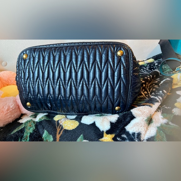 Authentic Miu Miu Matellase Bag - Picture 10 of 12